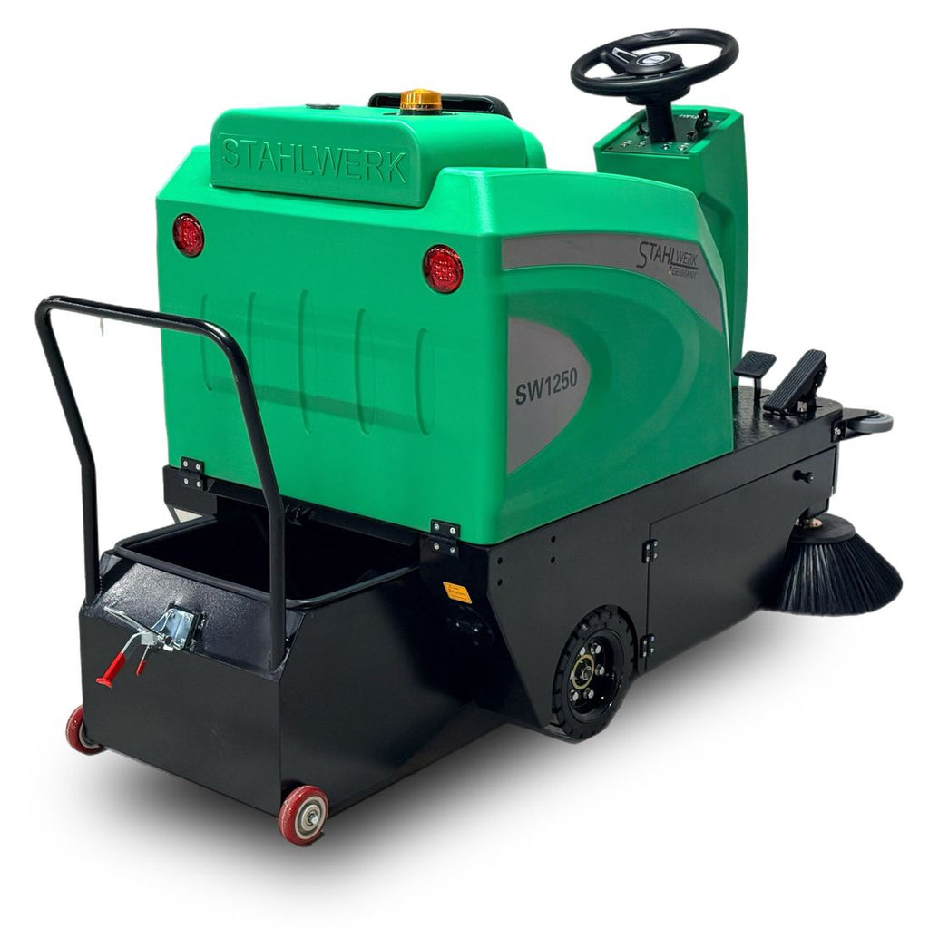 Stahlwerk Germany SW-1250e — Aufsitz-Kehrmaschine, Produktansicht 4